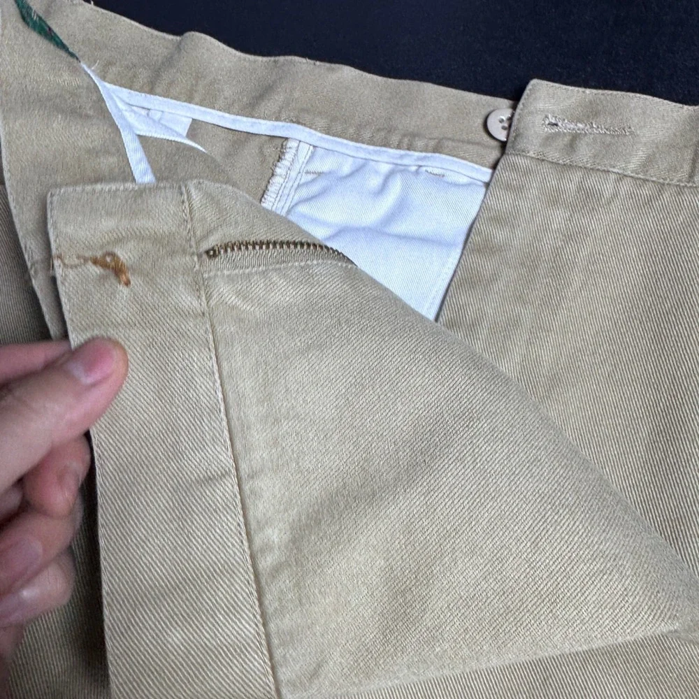 Orvis Chino Pants Mens 42x31 Khaki Solid Flat Front Cuffed Cotton Twill Outdoor